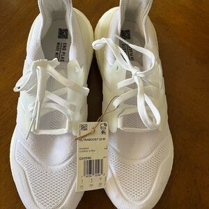 Adidas Ultraboost 22 Pure White Sneakers